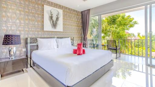 Modern 4-Bed Hillside Villa in Chalong