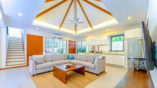 Modern 3-Bed Villa Close to Rawai Beach