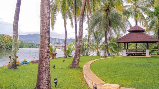 Expansive Lakefront Villa in Chalong