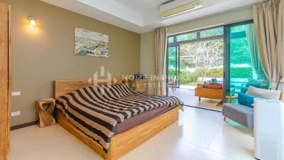 Contemporary 2-Bed Pool Villa in Si Sunthon