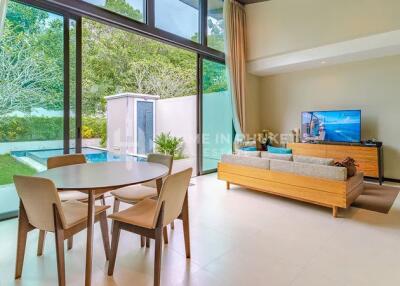 Contemporary 2-Bed Pool Villa in Si Sunthon
