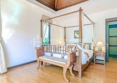 Tropical 2-Bed Villa in Nai Harn