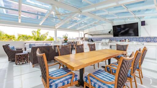 4-Bed Marina Penthouse with Private Berth