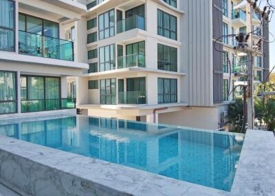 The Breeze Condo Bangsaray for Sale