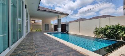 Single House With Privat Pool for Rent