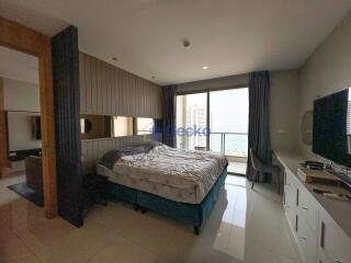 2 Bedrooms Condo in The Riviera Jomtien Jomtien C009704