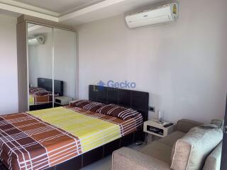 Studio Condo in Laguna Beach Resort 1 Jomtien C010110