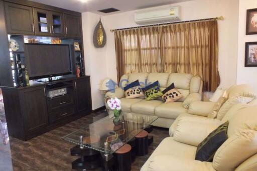 4 Bedrooms House in View Point Villa Jomtien Jomtien H010026