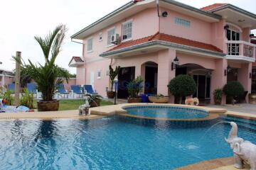 4 Bedrooms House in View Point Villa Jomtien Jomtien H010026