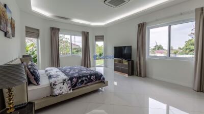 4 Bedrooms House East Pattaya H008150