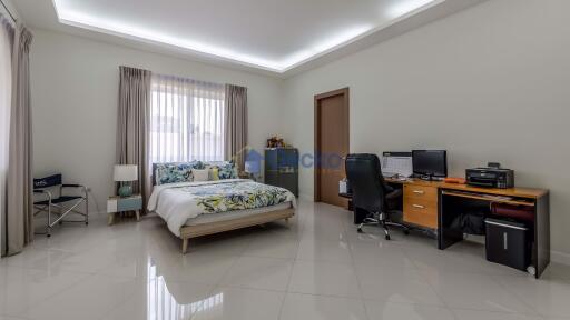 4 Bedrooms House East Pattaya H008150