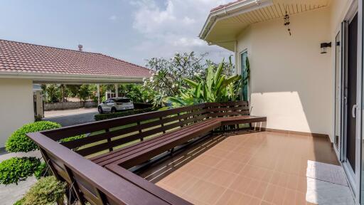 4 Bedrooms House East Pattaya H008150