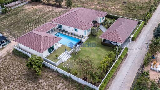 4 Bedrooms House East Pattaya H008150