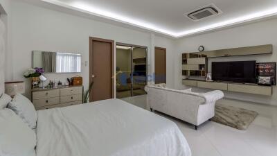 4 Bedrooms House East Pattaya H008150