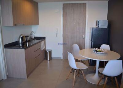 2 Bedrooms Condo in Unixx South Pattaya South Pattaya C010057