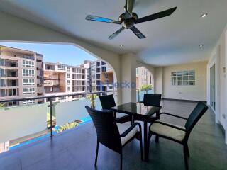 2 Bedrooms Condo in Tudor Court Pratumnak C002864