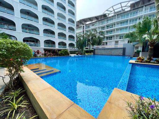 2 Bedrooms Condo in Tudor Court Pratumnak C002864