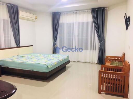 3 Bedrooms House East Pattaya H008930