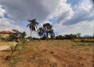 Land available in Huay Yai L009130