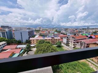 2 Bedrooms Condo in Diana Estates Central Pattaya C010000