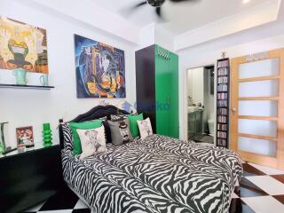 2 Bedrooms Condo in Diana Estates Central Pattaya C010000