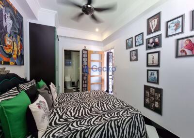 2 Bedrooms Condo in Diana Estates Central Pattaya C010000