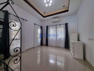 3 Bedrooms House in Baan Dusit Pattaya Hill Huay Yai H009997