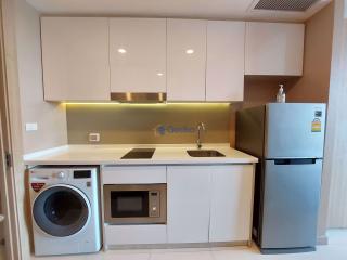 Studio Condo in The Riviera Wong Amat Beach Wongamat C009970