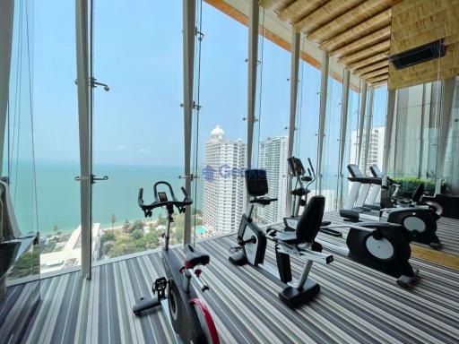 Studio Condo in The Riviera Wong Amat Beach Wongamat C009970