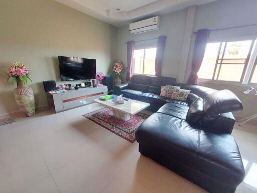 2 Bedrooms House in Rose Land & House East Pattaya H009964