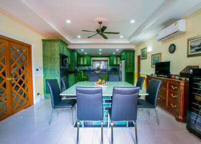 7 Bedrooms House East Pattaya H009957