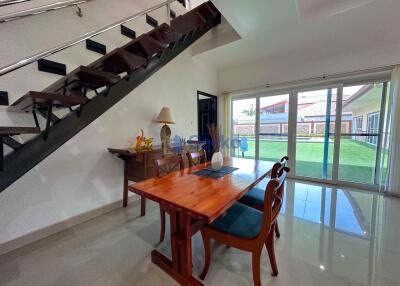 4 Bedrooms House in Miami Villas East Pattaya H004600