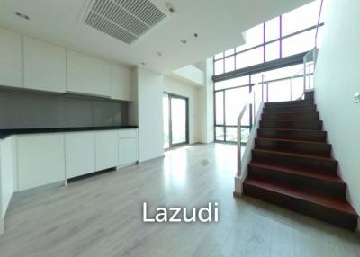 2 Bed Duplex  2 Bath  83.59 SQ.M. Whizdom Avenue Ratchada - Ladprao