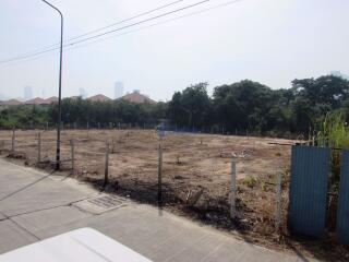 Land available in Jomtien L009444