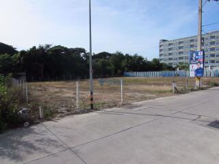 Land available in Jomtien L009444