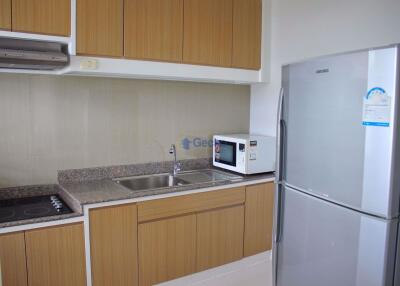 3 Bedrooms Condo in Royal Cliff Pratumnak C006352