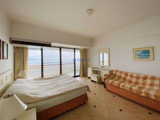 2 Bedrooms Condo in Sunshine Beach Condotel Na Jomtien C009290