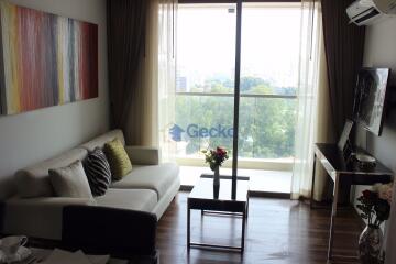 2 Bedrooms Condo in The Peak Towers Pratumnak C001374