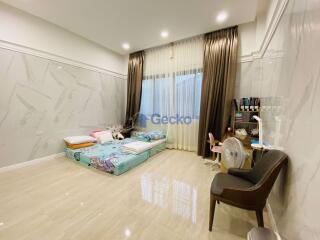 3 Bedrooms House in Permsub Garden Resort East Pattaya H009420