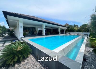 Luxurious 5-Bedroom Villa with Private Pool in Hua Hin