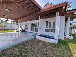 4 Bedrooms House in Pattaya Greenville East Pattaya H002040