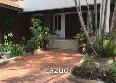 Two story detached house set on 1 Rai of land with private pool