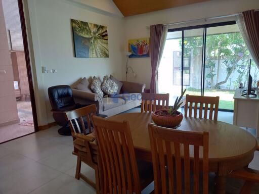 2 Bedrooms House in The Maple Huay Yai H009611