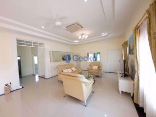 5 Bedrooms House East Pattaya H009601