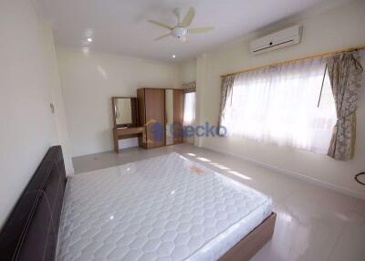 5 Bedrooms House East Pattaya H009601