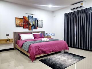 3 Bedrooms House East Pattaya H009507