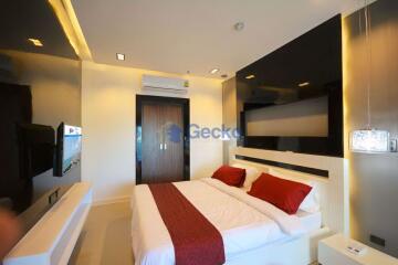 2 Bedrooms Condo in View Talay 8 Jomtien C008971