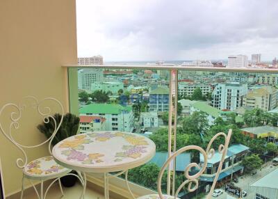 1 Bedroom Condo in City Garden Tower South Pattaya C007401