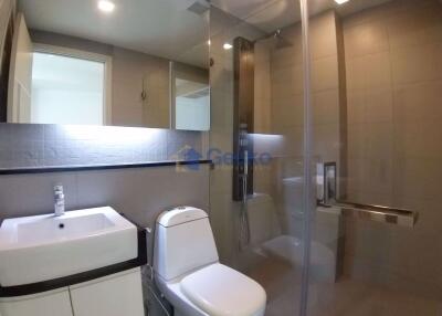 3 Bedrooms Condo in Apus Condominium Central Pattaya C009425