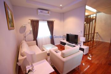 5 Bedrooms House East Pattaya H009414